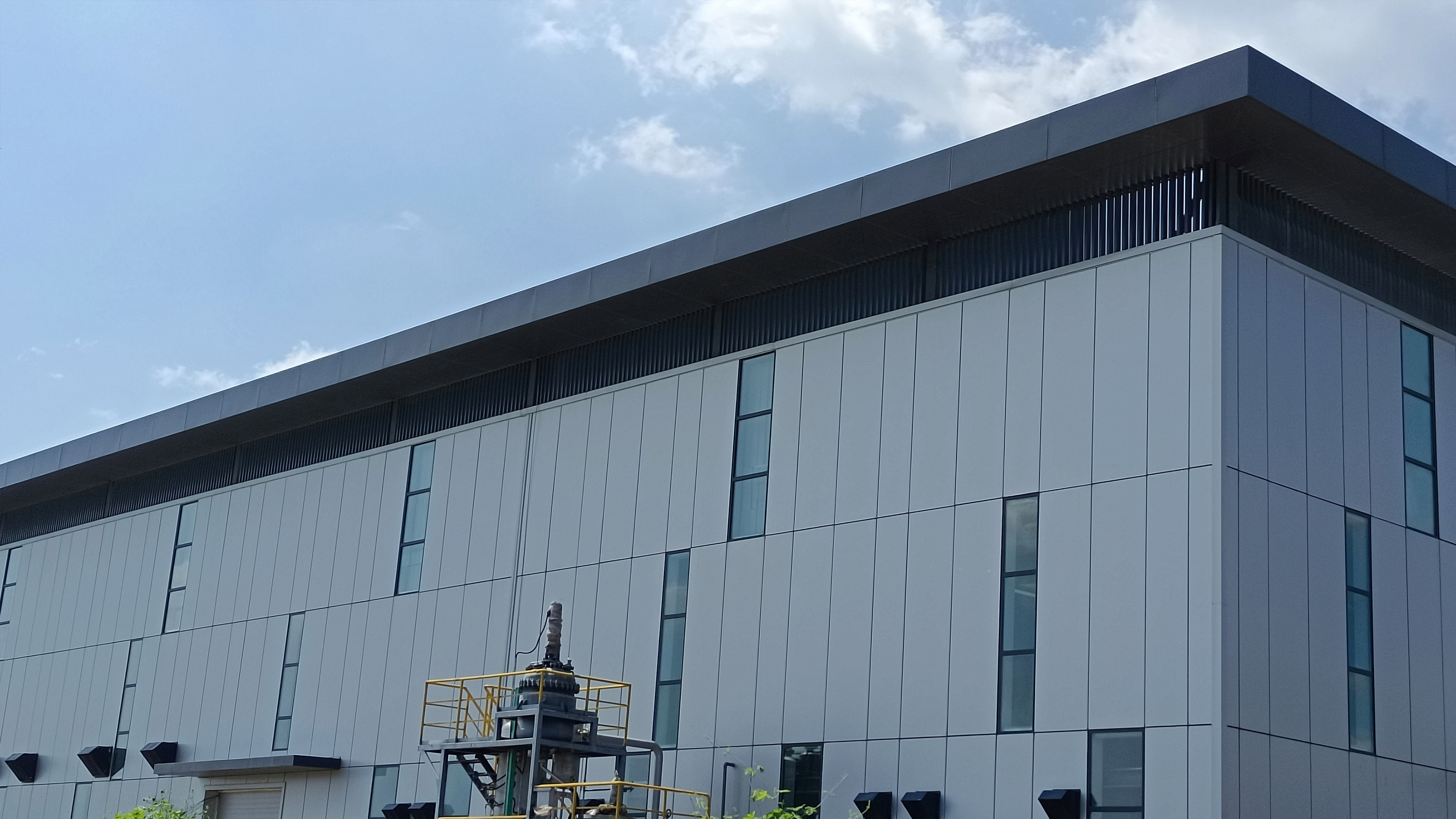 黄瓜丝瓜秋葵草莓向日葵榴莲岩棉夾芯板 | 萬向製動項目（mù）