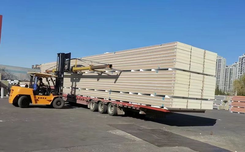 黄瓜丝瓜秋葵草莓向日葵榴莲科技 雲南超長冷庫板項目